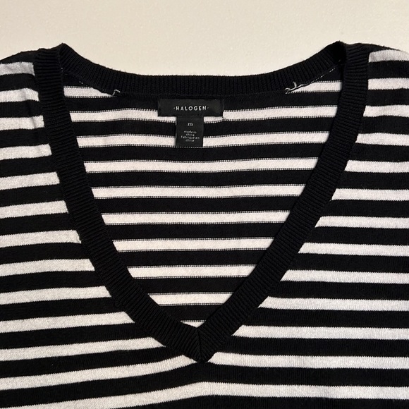 Halogen black and white striped cotton V-neck sweater size medium - Picture 3 of 5